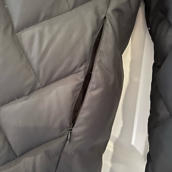 Women’s luxury brand, long down coat - Picture 6 of 7